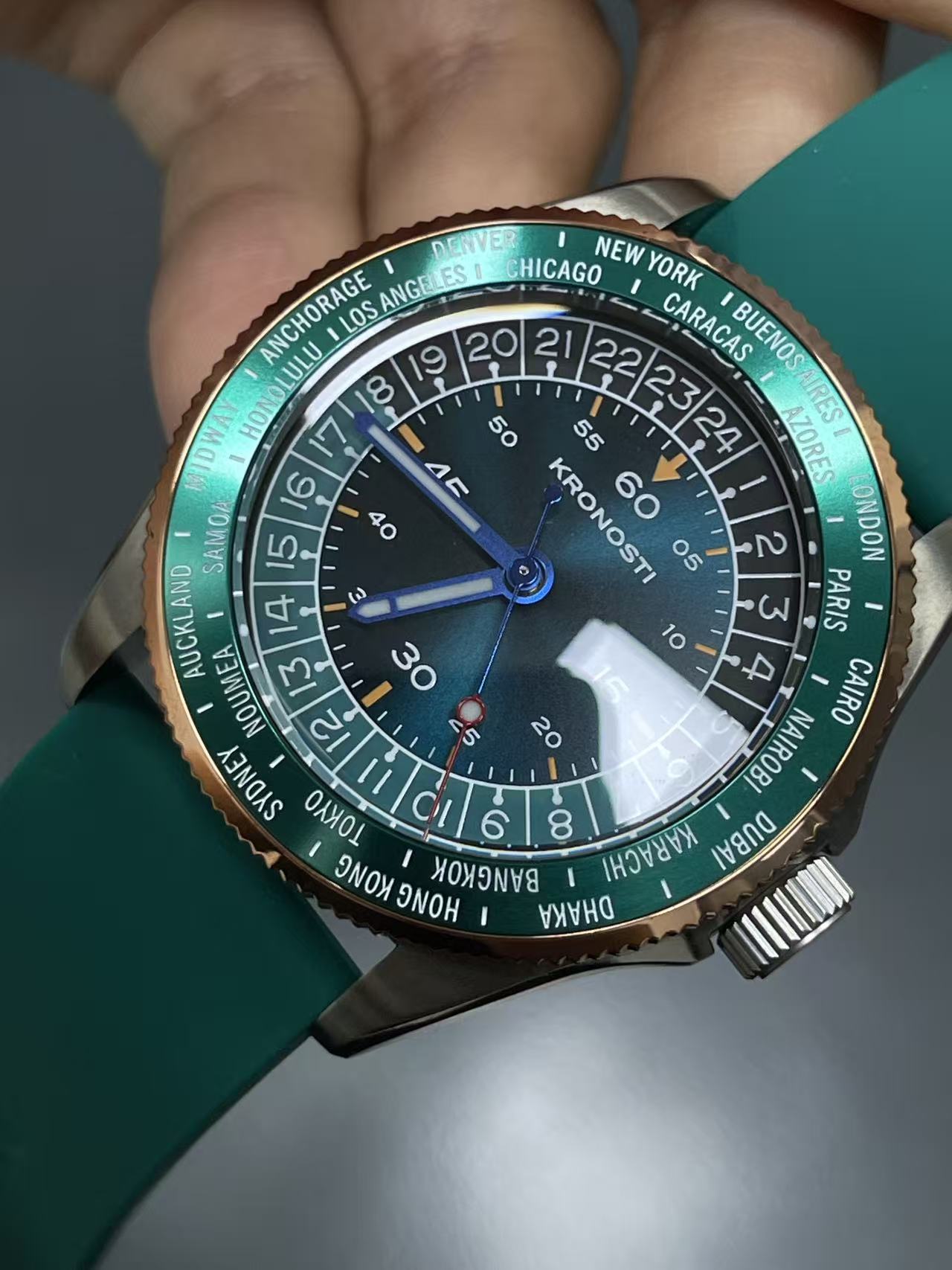 KRONOSTI Deep Explorer Aurora Titanium