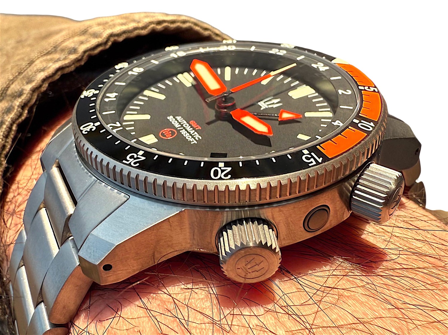 Maratac Alto Mare 500M GMT Titanium