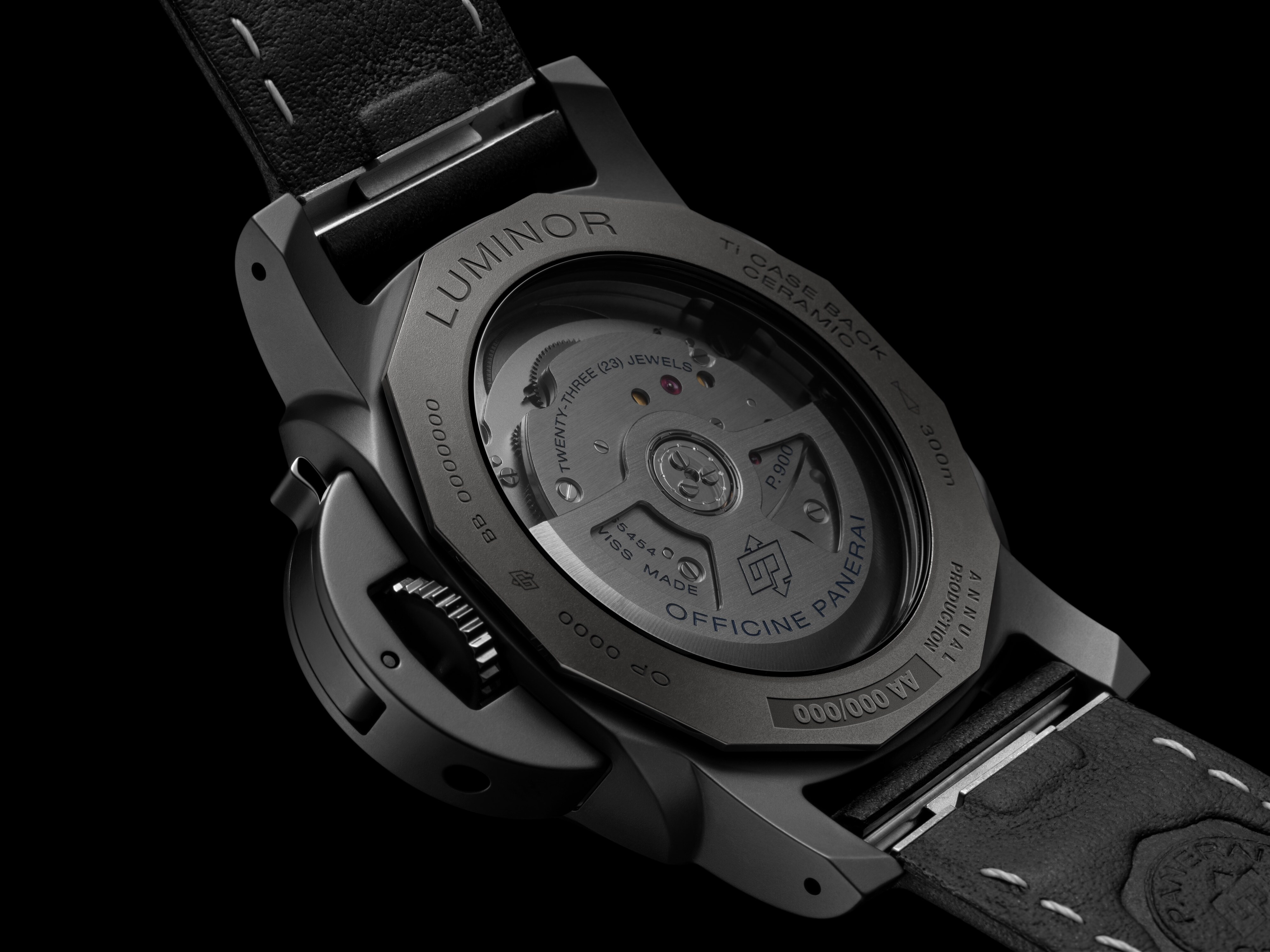 Panerai Luminor GMT Ceramica 40mm (black ceramic)