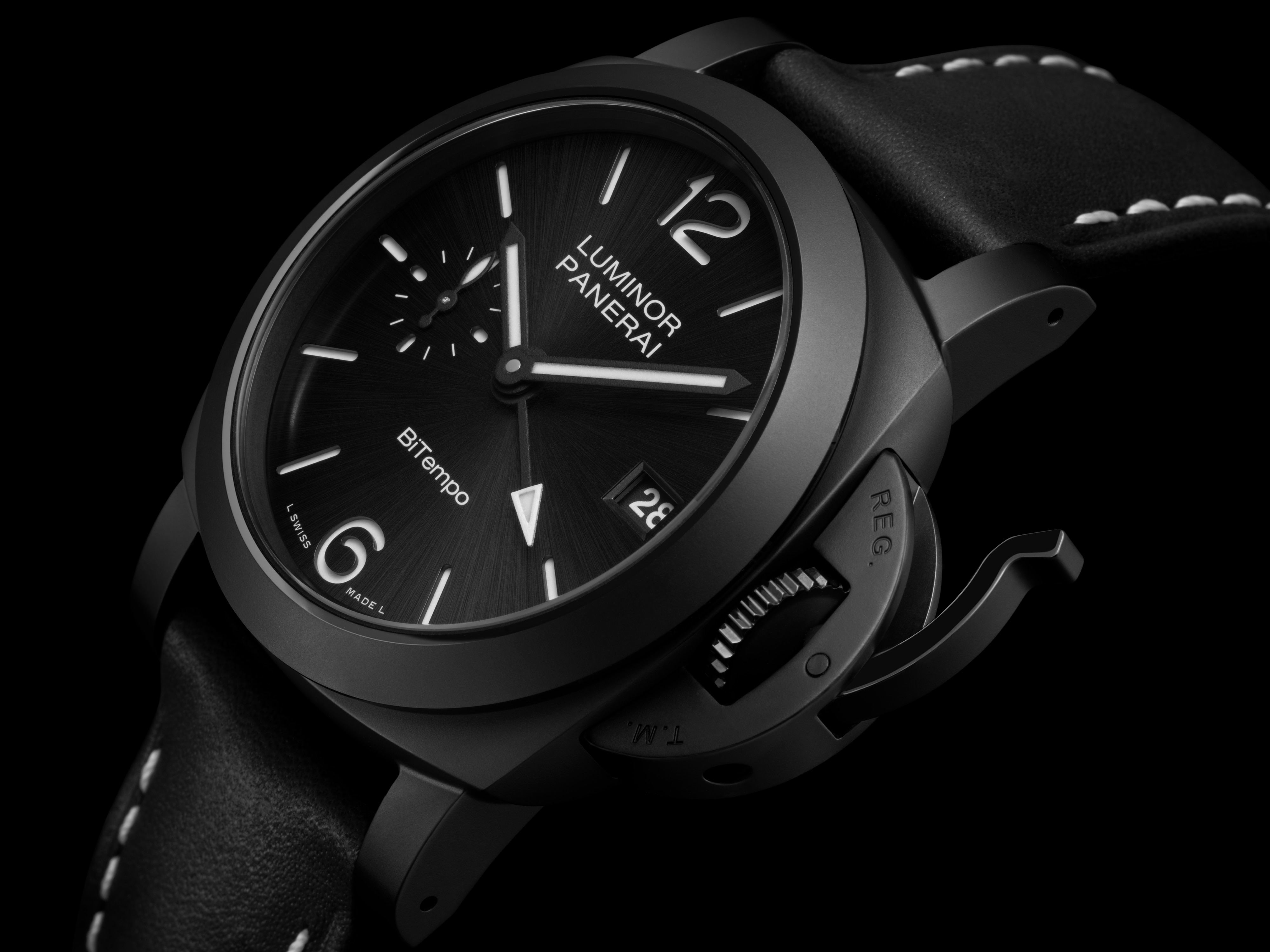 Panerai Luminor GMT Ceramica 40mm (black ceramic)