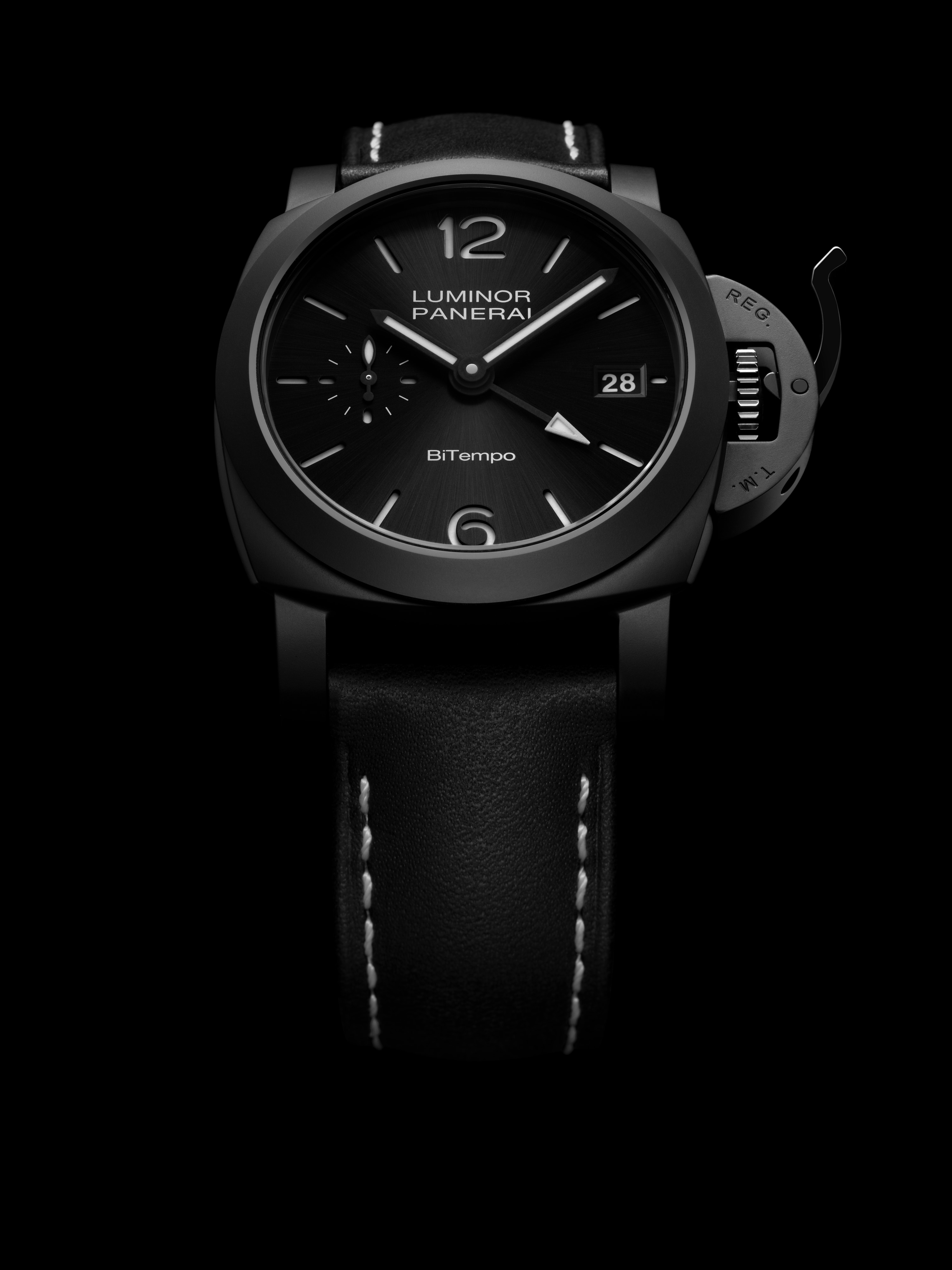 Panerai Luminor GMT Ceramica 40mm (black ceramic)