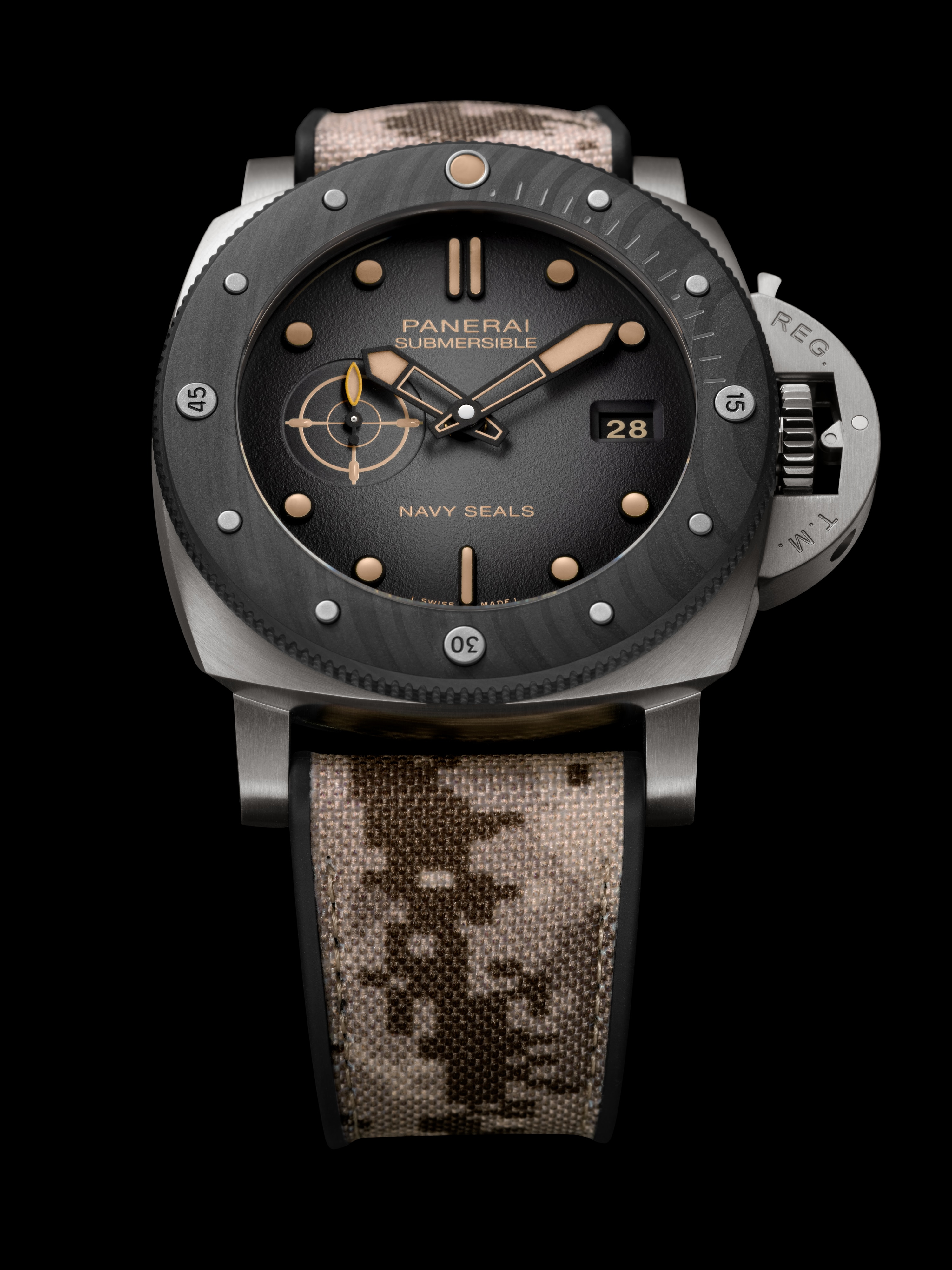 Panerai Submersible Navy SEALs Titanio 47mm