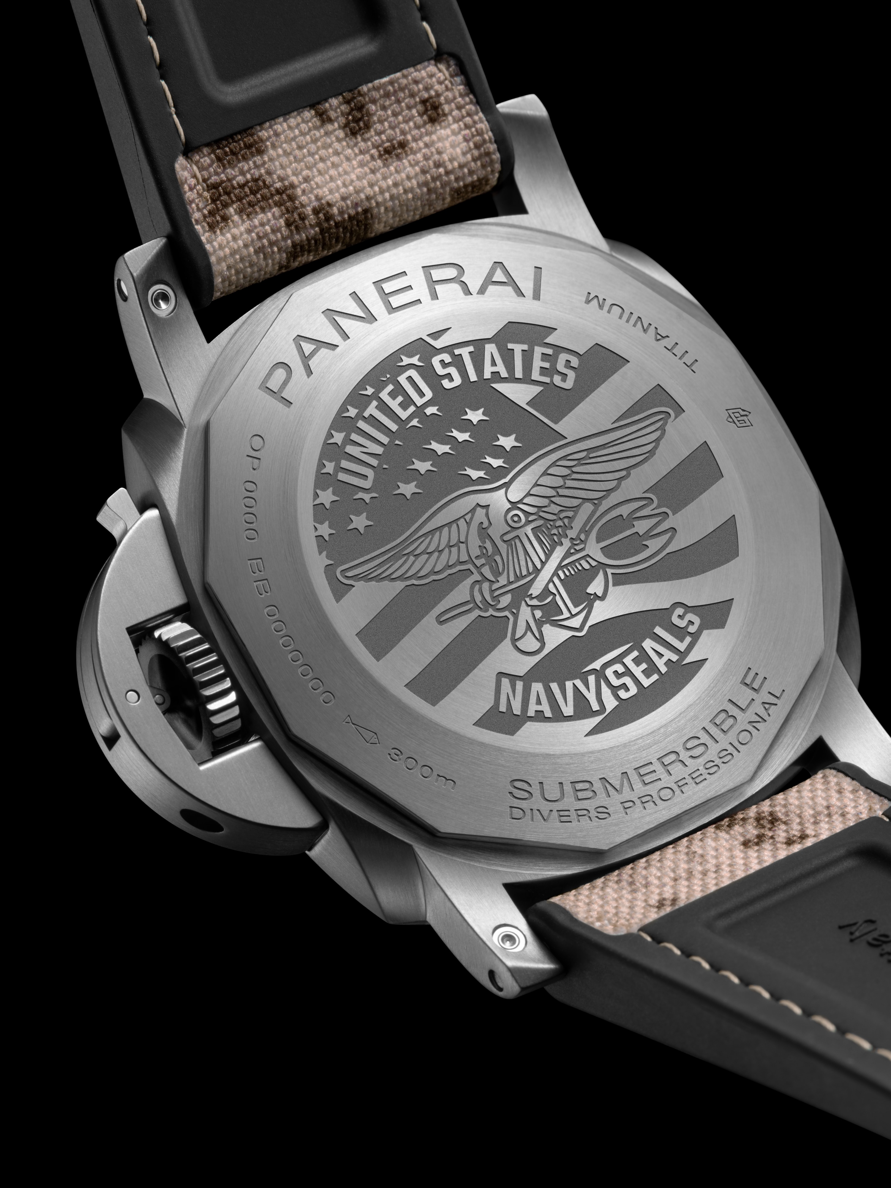 Panerai Submersible Navy SEALs Titanio 47mm