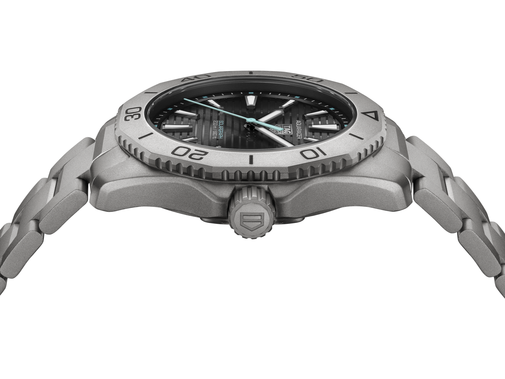 TAG Heuer Aquaracer Professional 200 Solargraph (Titanium)